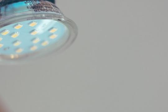 Close uo image of a LED light bulb