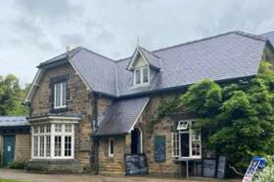 The cafe at the top of Sheffield Botanical Gardens on a cloudy day